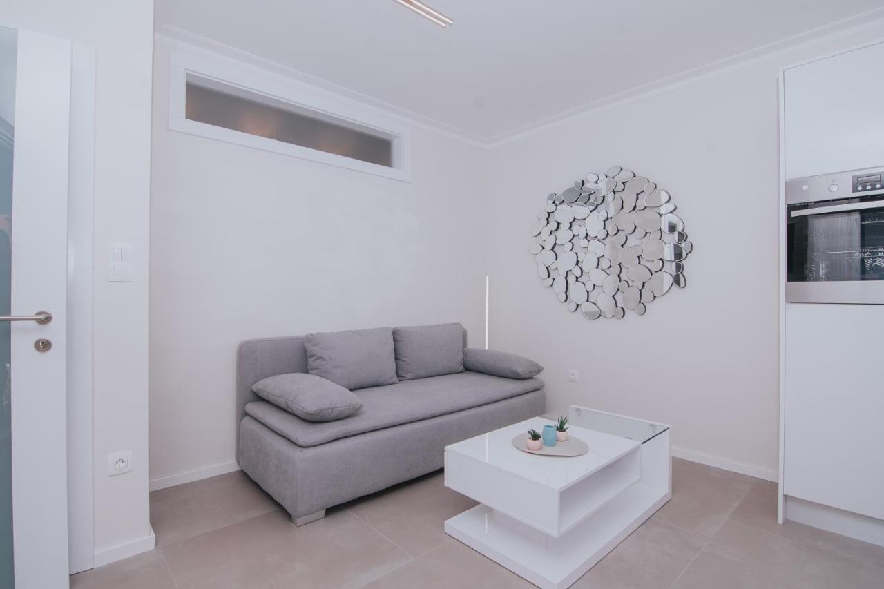 Relax Apartments Новалья Экстерьер фото