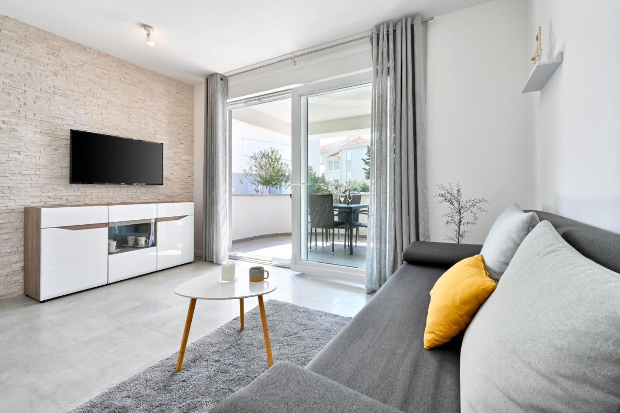 Relax Apartments Новалья Экстерьер фото