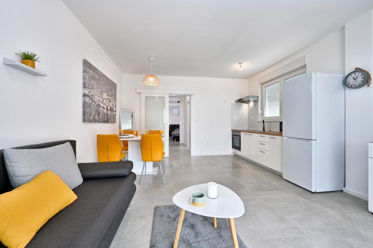 Relax Apartments Новалья Экстерьер фото