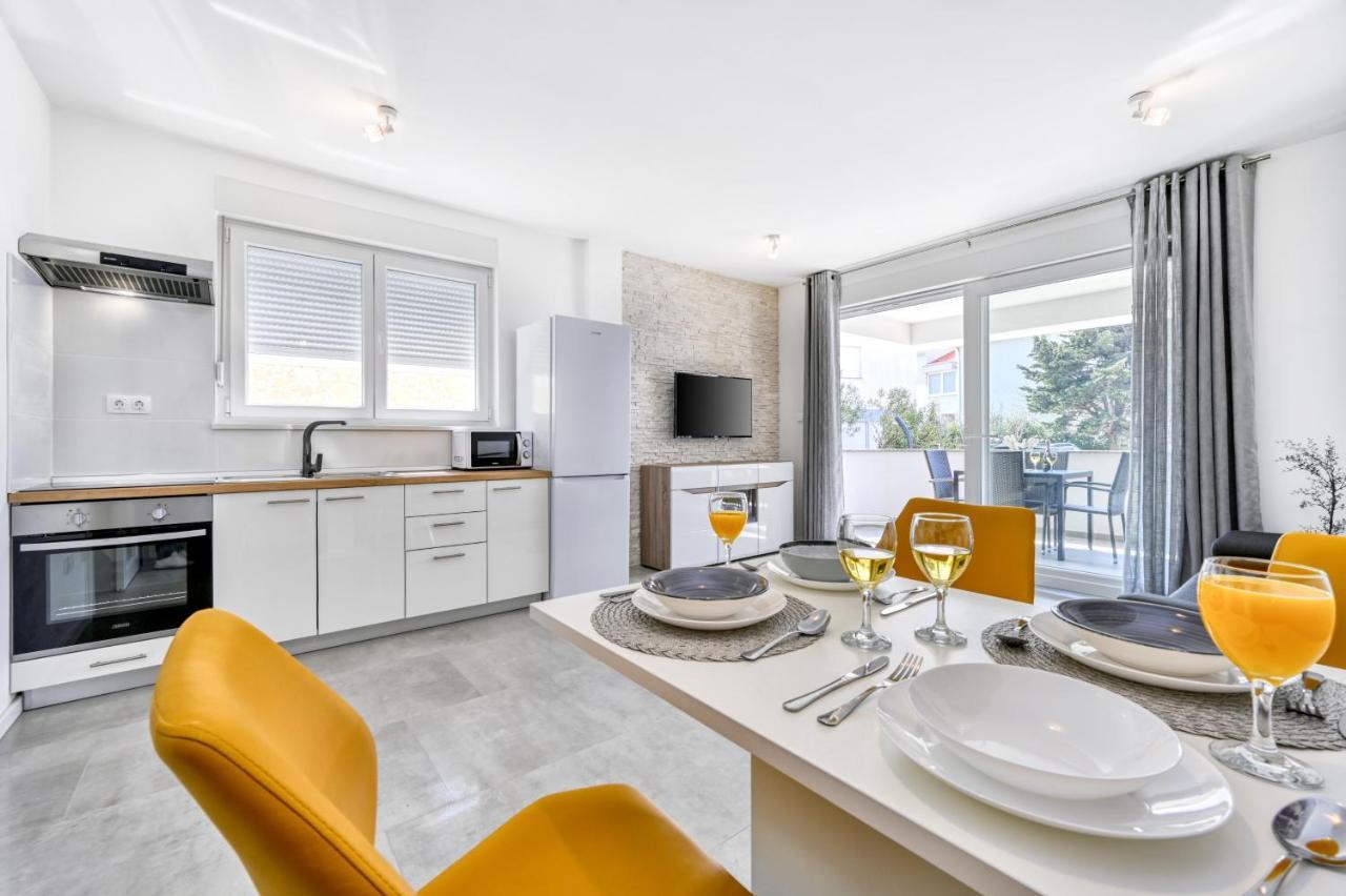Relax Apartments Новалья Экстерьер фото