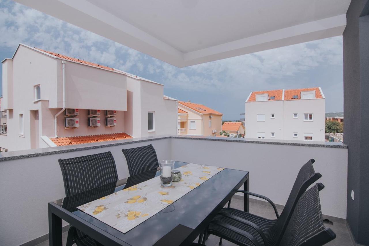 Relax Apartments Новалья Экстерьер фото