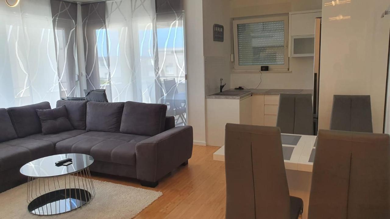 Relax Apartments Новалья Экстерьер фото