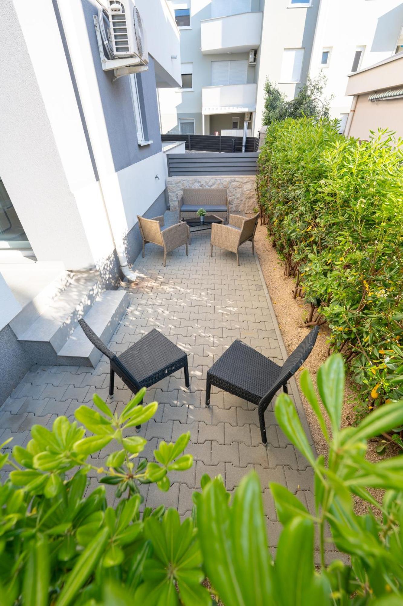 Relax Apartments Новалья Экстерьер фото