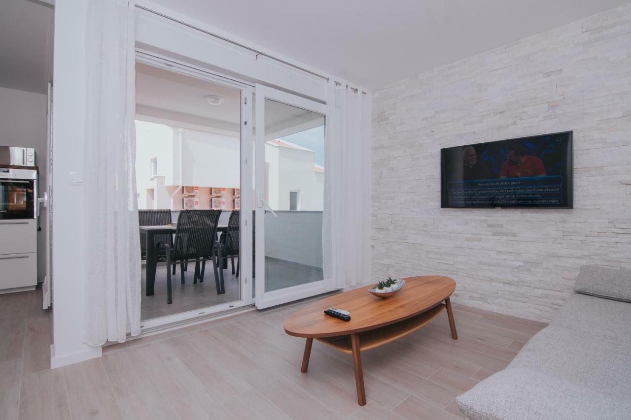 Relax Apartments Новалья Экстерьер фото