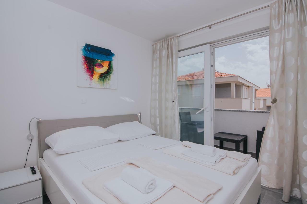 Relax Apartments Новалья Экстерьер фото