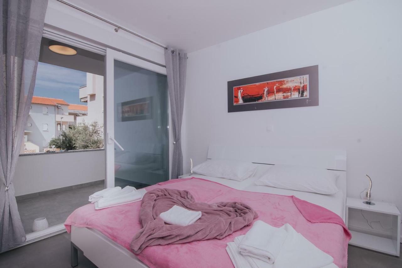 Relax Apartments Новалья Экстерьер фото