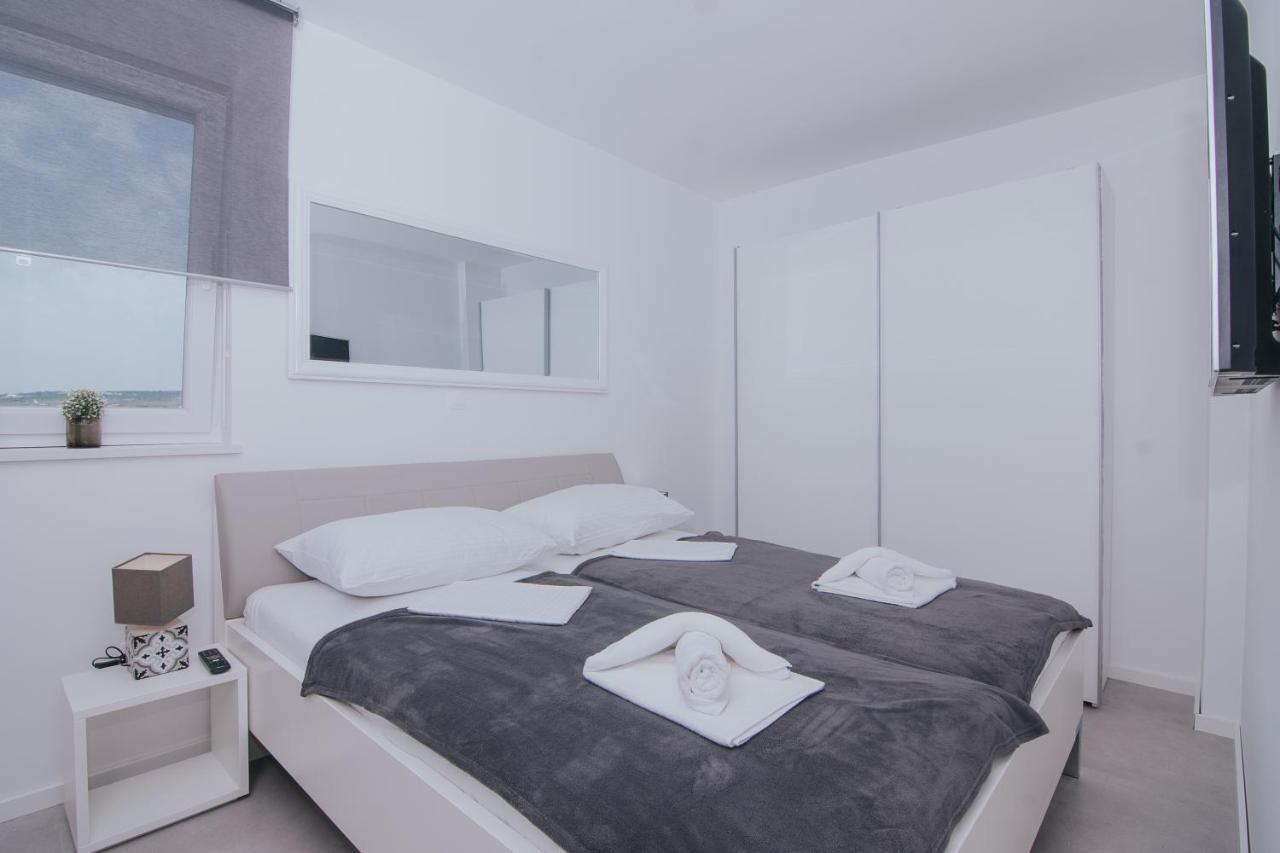 Relax Apartments Новалья Экстерьер фото